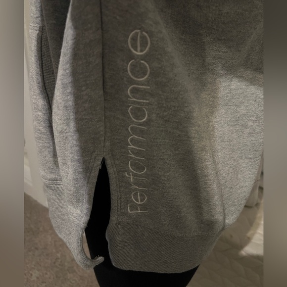 CALVIN KLEIN PERFORMANCE LIKE NEW! WOMEN’S HOODIE IN HEATHERED GRAY SIZE LARGE - Picture 6 of 10
